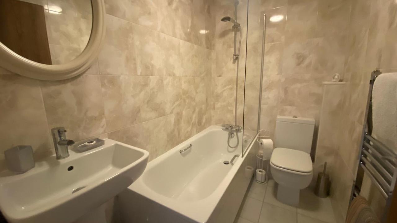 Comfy 2 Bed House Located At Wareham Train Station Villa Luaran gambar