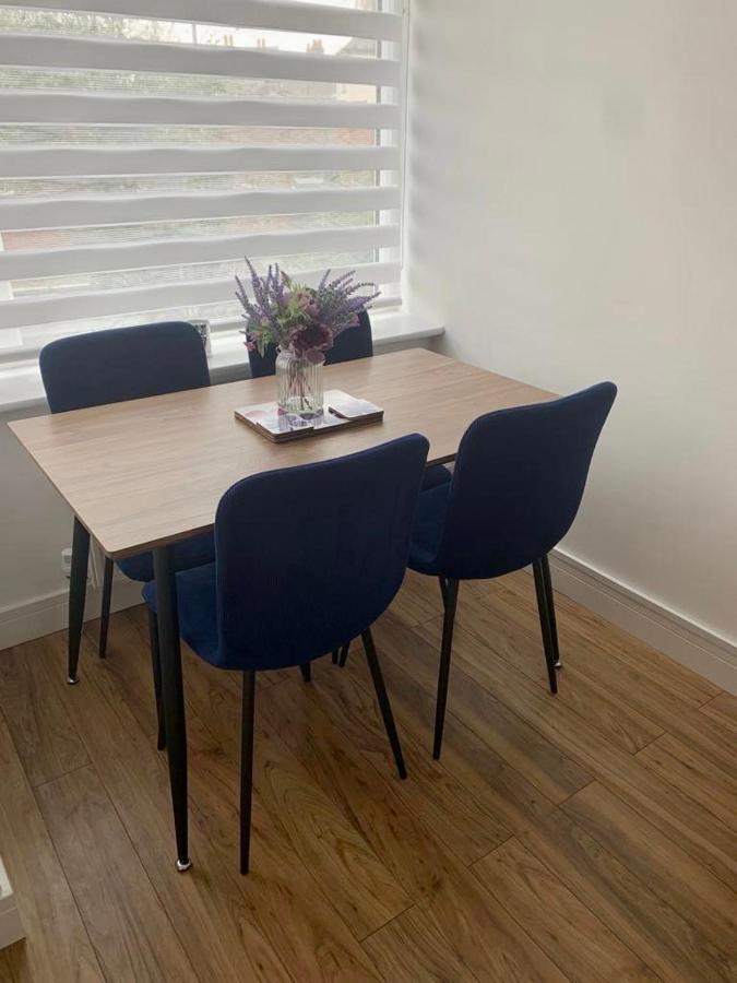 Comfy 2 Bed House Located At Wareham Train Station Villa Luaran gambar