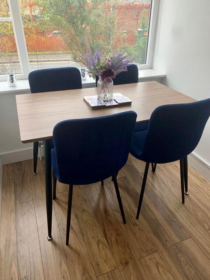 Comfy 2 Bed House Located At Wareham Train Station Villa Luaran gambar